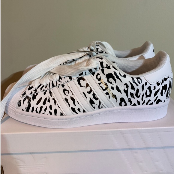 leopard superstar adidas